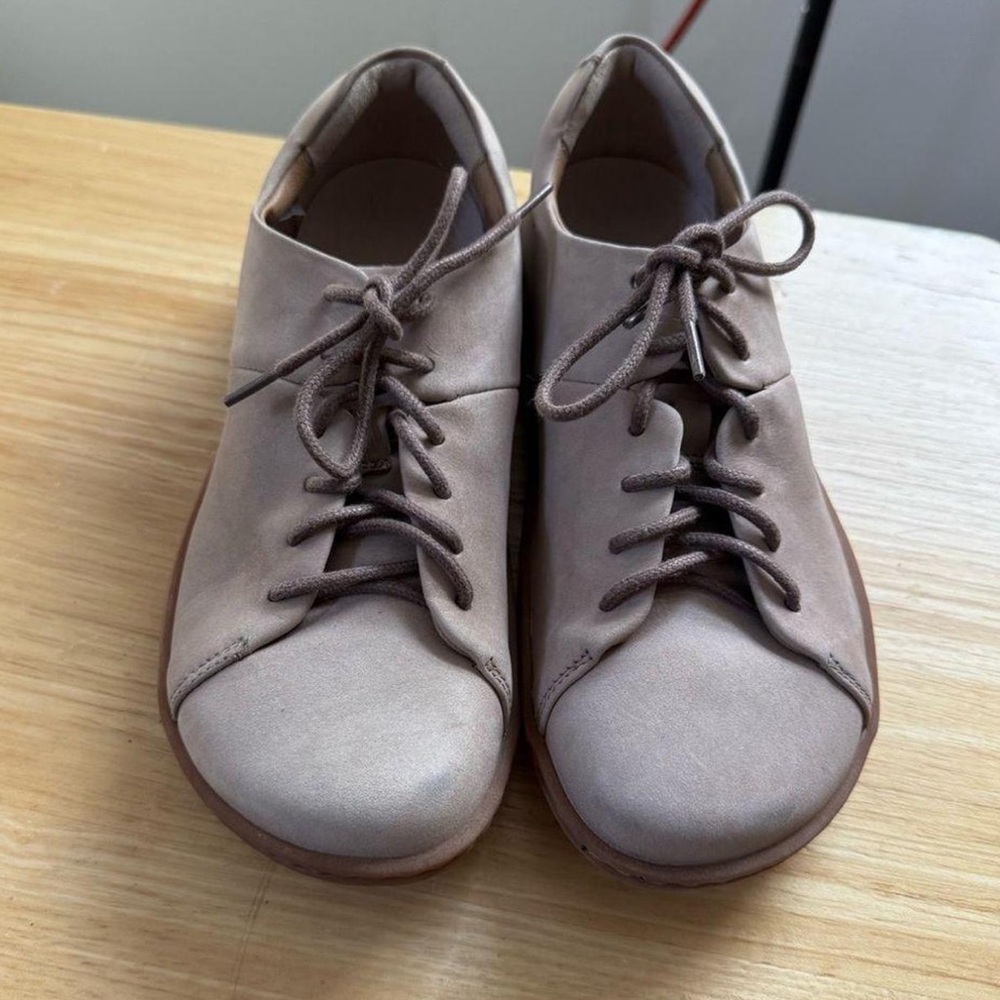 Birkenstock Albany Suede Taupe Lace Up Shoes – Size 36 USA 5